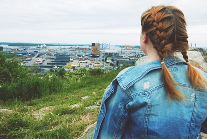 Kaikuja täyttömäellä