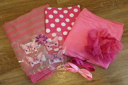 Ranta-asu kolmesta huivista