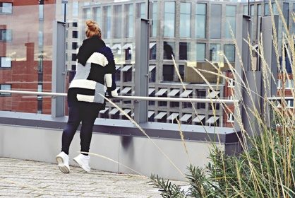 Noora Niinikosken suunnittelema neule