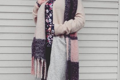 Kahdesta neulepaidasta neuletakki