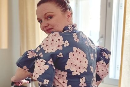 Taimi-mekko sulostuttaa keväällä