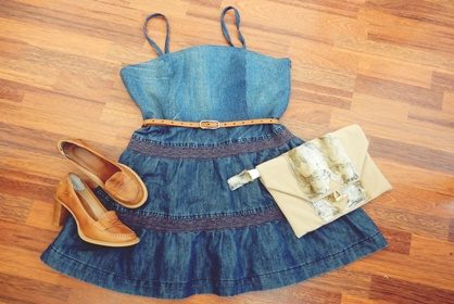 Kesämekko farkuista ja hameesta