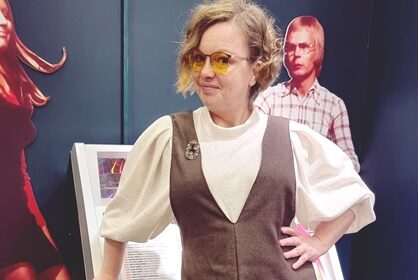 Liivimekko ja puhvihihainen paita