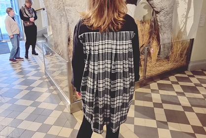 Collegepaita ja villakangashame