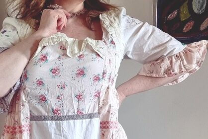 Vanhat vaatteet ja tilkut tunikaksi