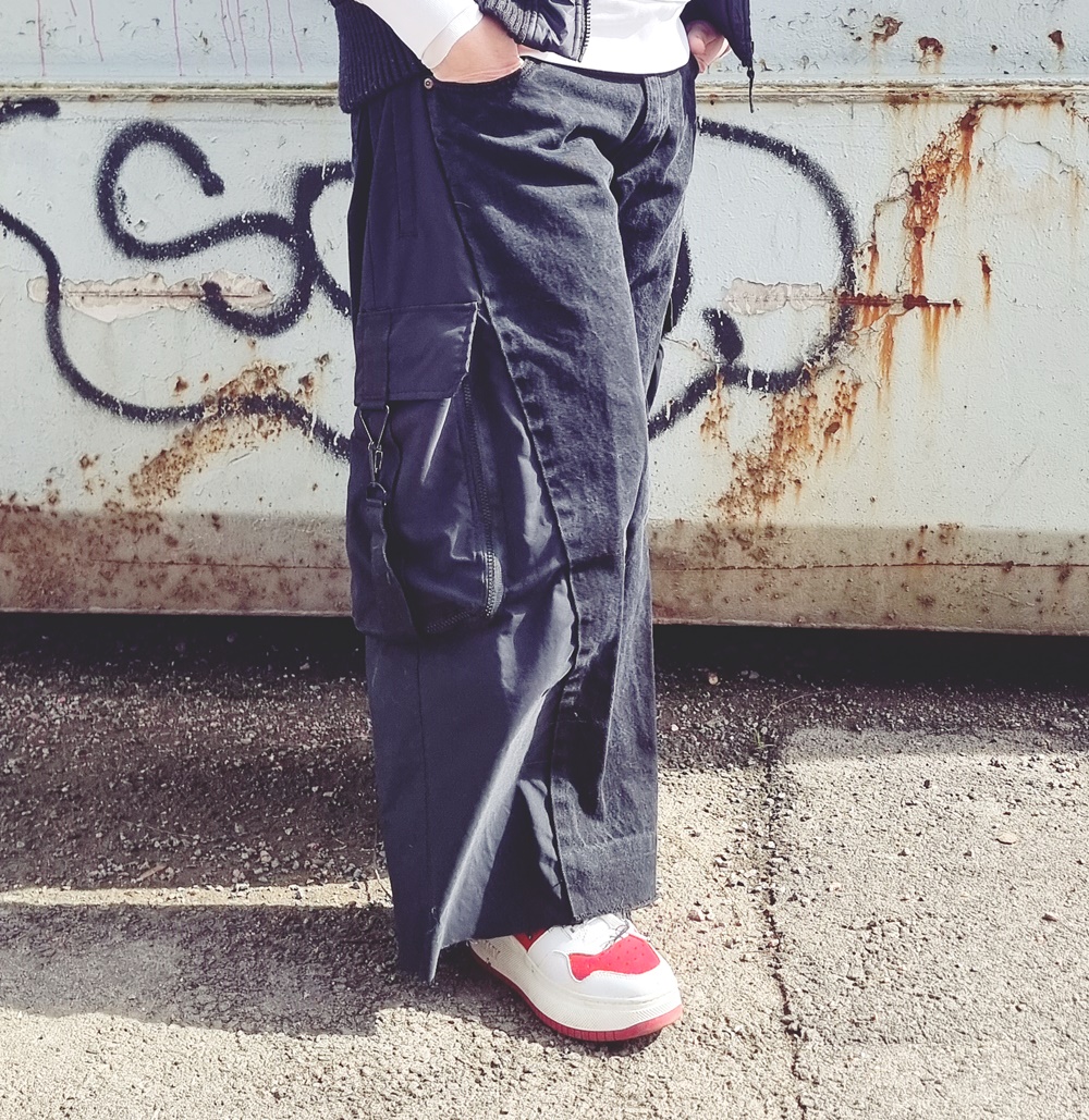 Mustien housujen ongelma