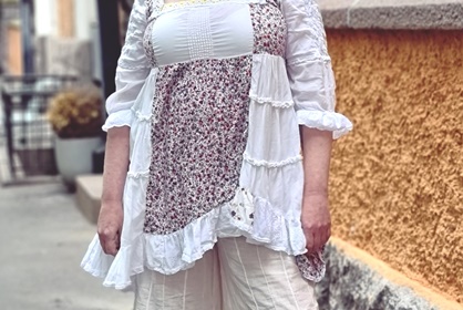 Ilmavat kesähousut Indiskan verhoista