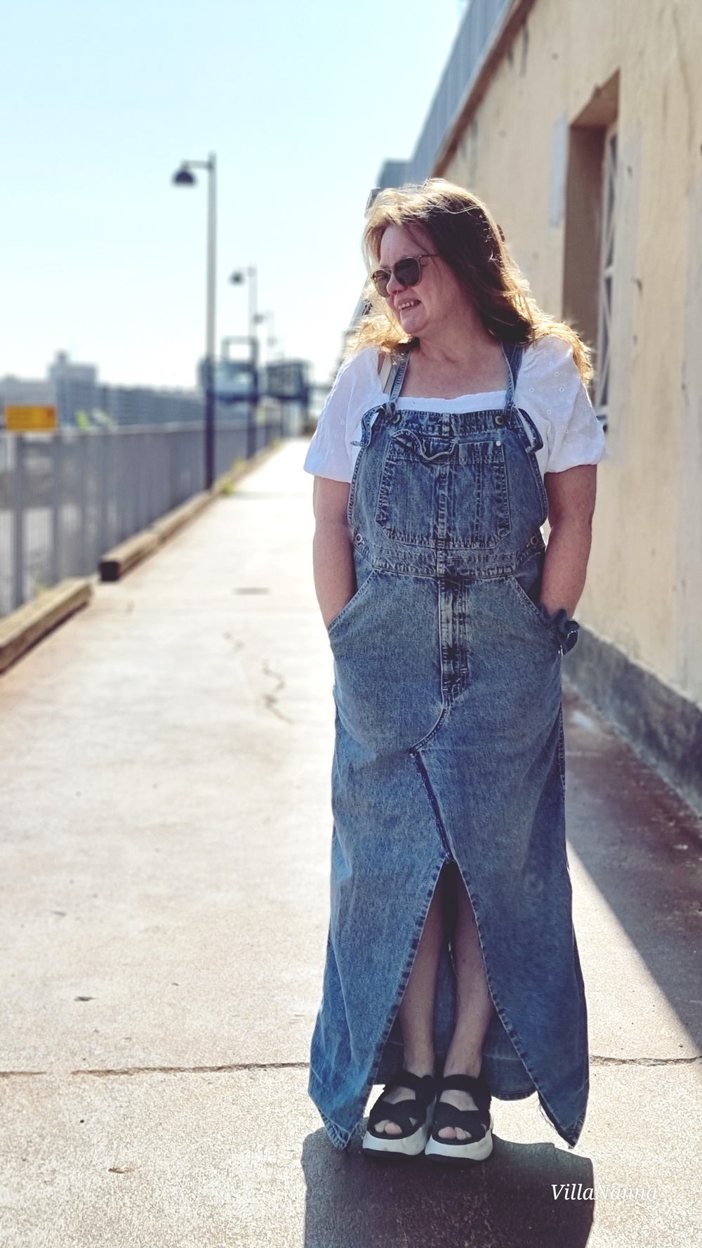 Vanhat farkut hameeksi, TAAS