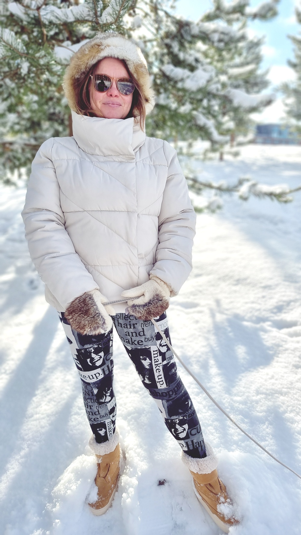 Neuleleggarit vaatekaappipäiväkirjan sivulla