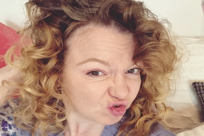 Pitäisikö mun pukeutua iän mukaan? (En aio.)