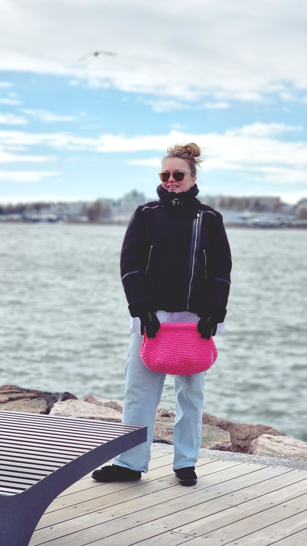 virkattu chenille-pussukka ja arjen ilonpisarat