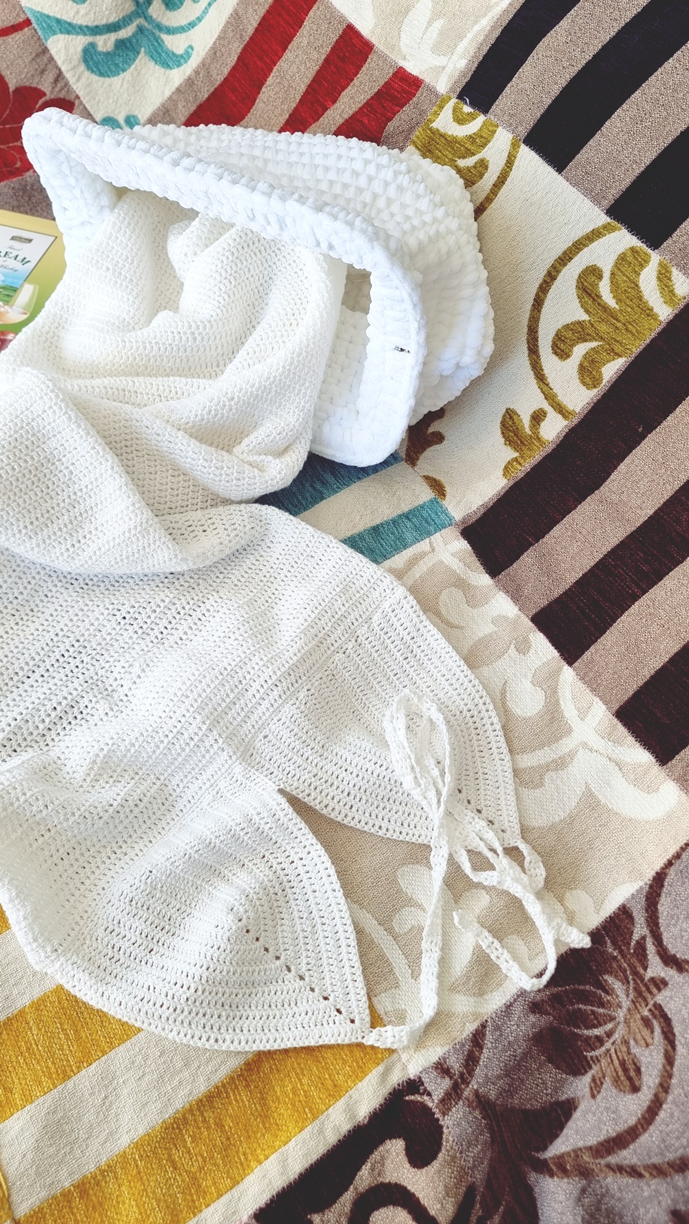 Rakkaudella virkattu häämatkamekko tyttärelleni