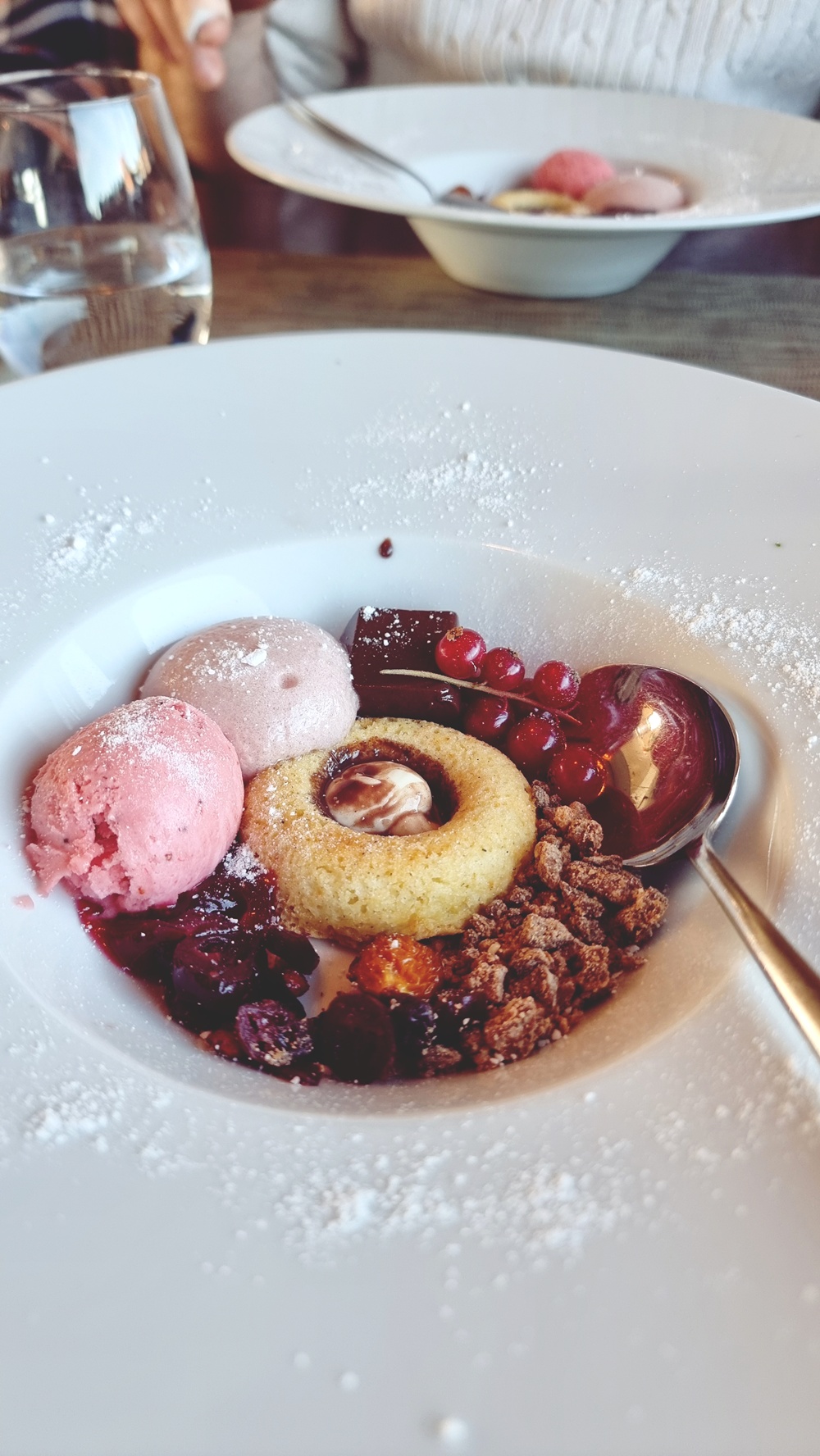 Illallinen kahdelle Merimakasiinissa