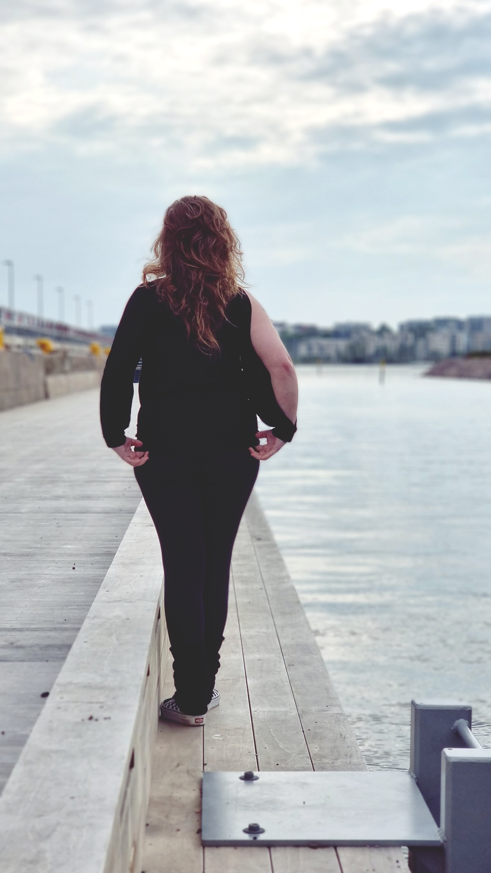 Vaatekaappipäiväkirja Saukonpaaden reunalla