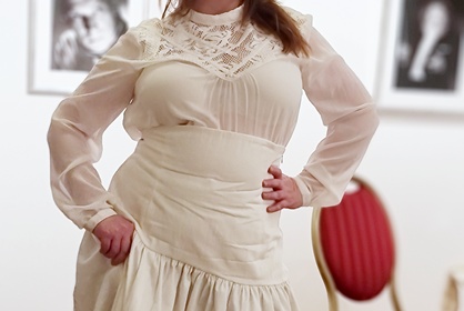 Kun morsiuspuku muuttui hameeksi