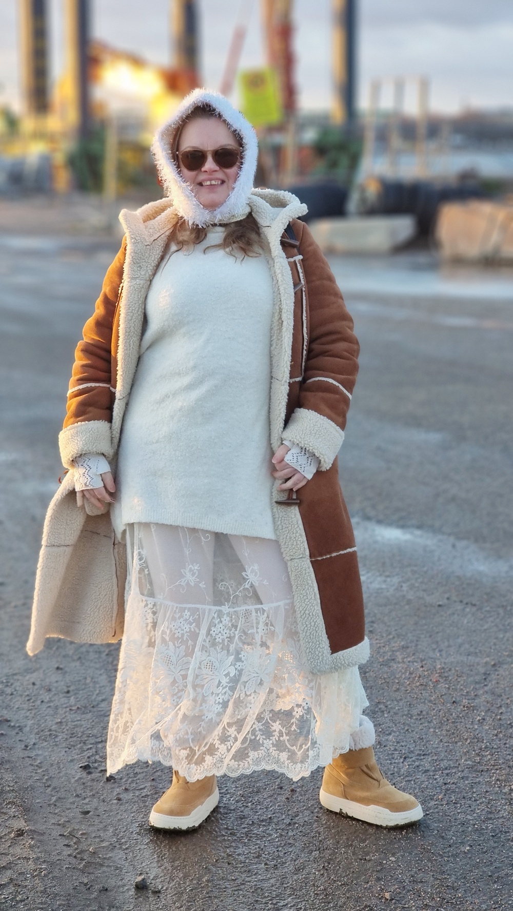 Talvinen kierrätysmuotiasu – romanttinen pitsihame