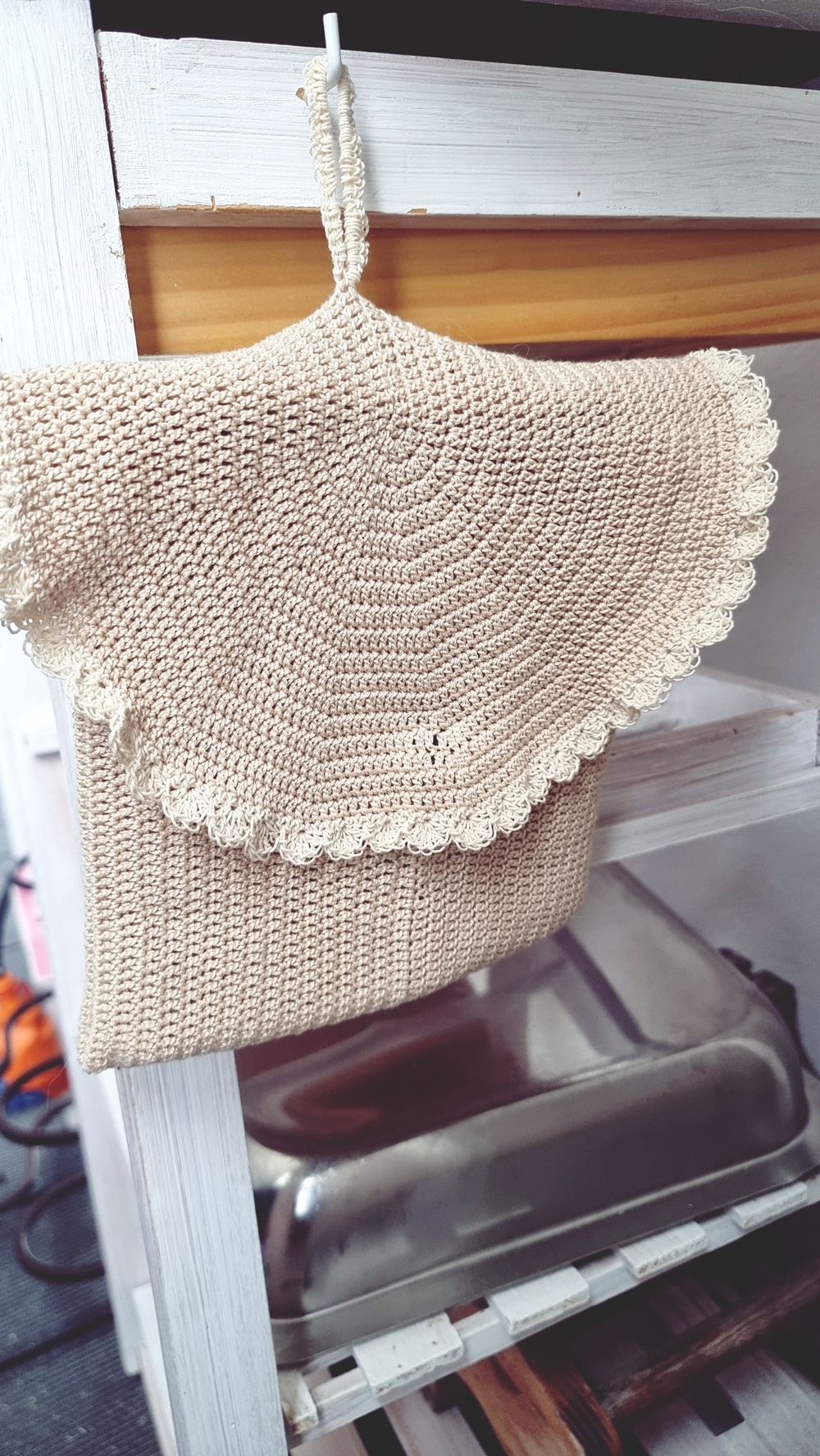 Virkatut tekstiilit joiden käyttötarkoitus on hämärän peitossa