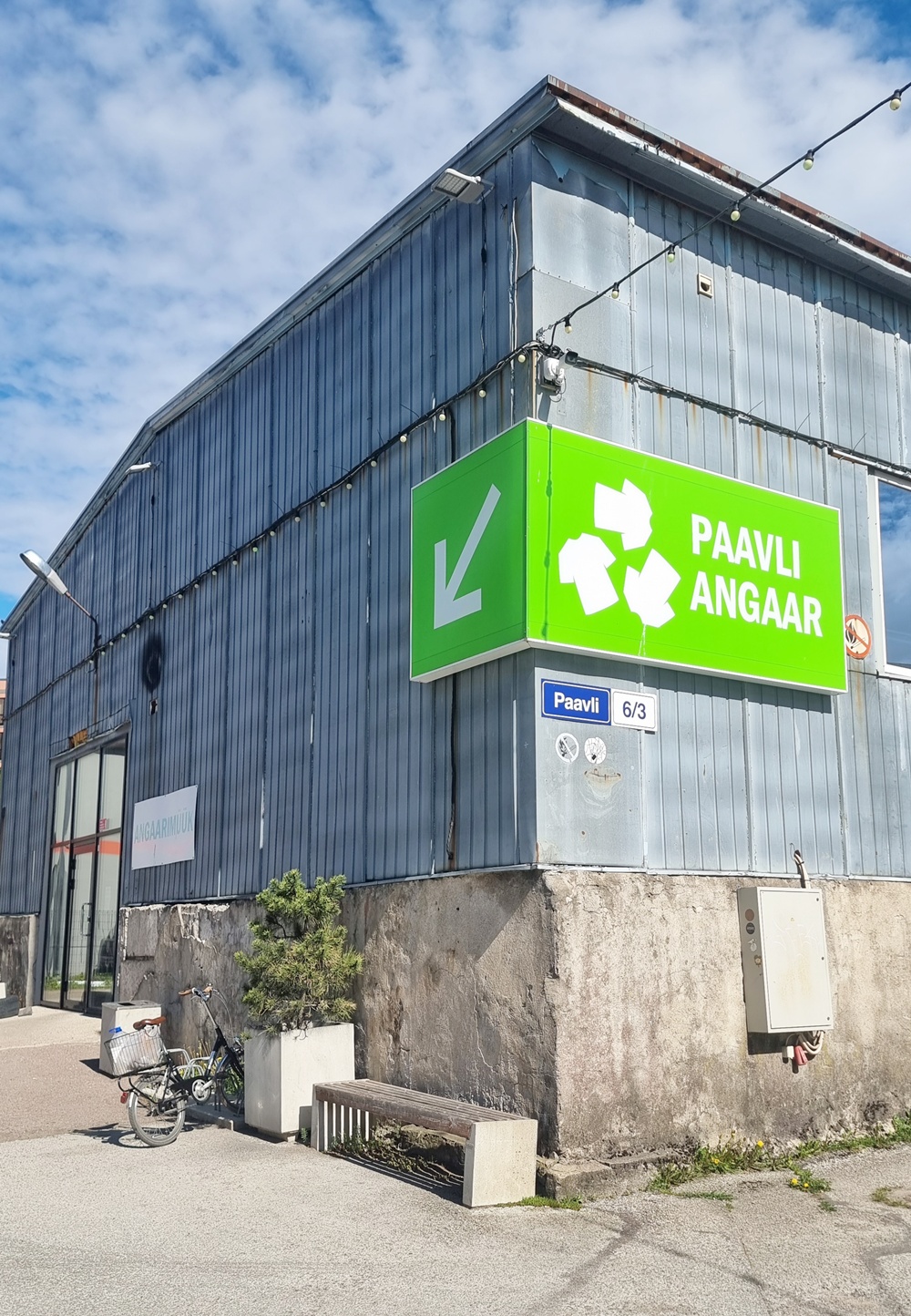 Päivä Tallinnassa - ratikoita, second hand -aarteita ja keväistä kaupunkitunnelmaa