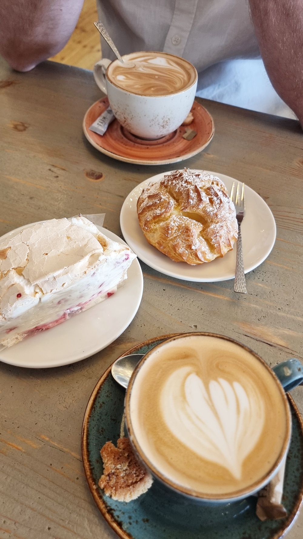 Päivä Tallinnassa - ratikoita, second hand -aarteita ja keväistä kaupunkitunnelmaa