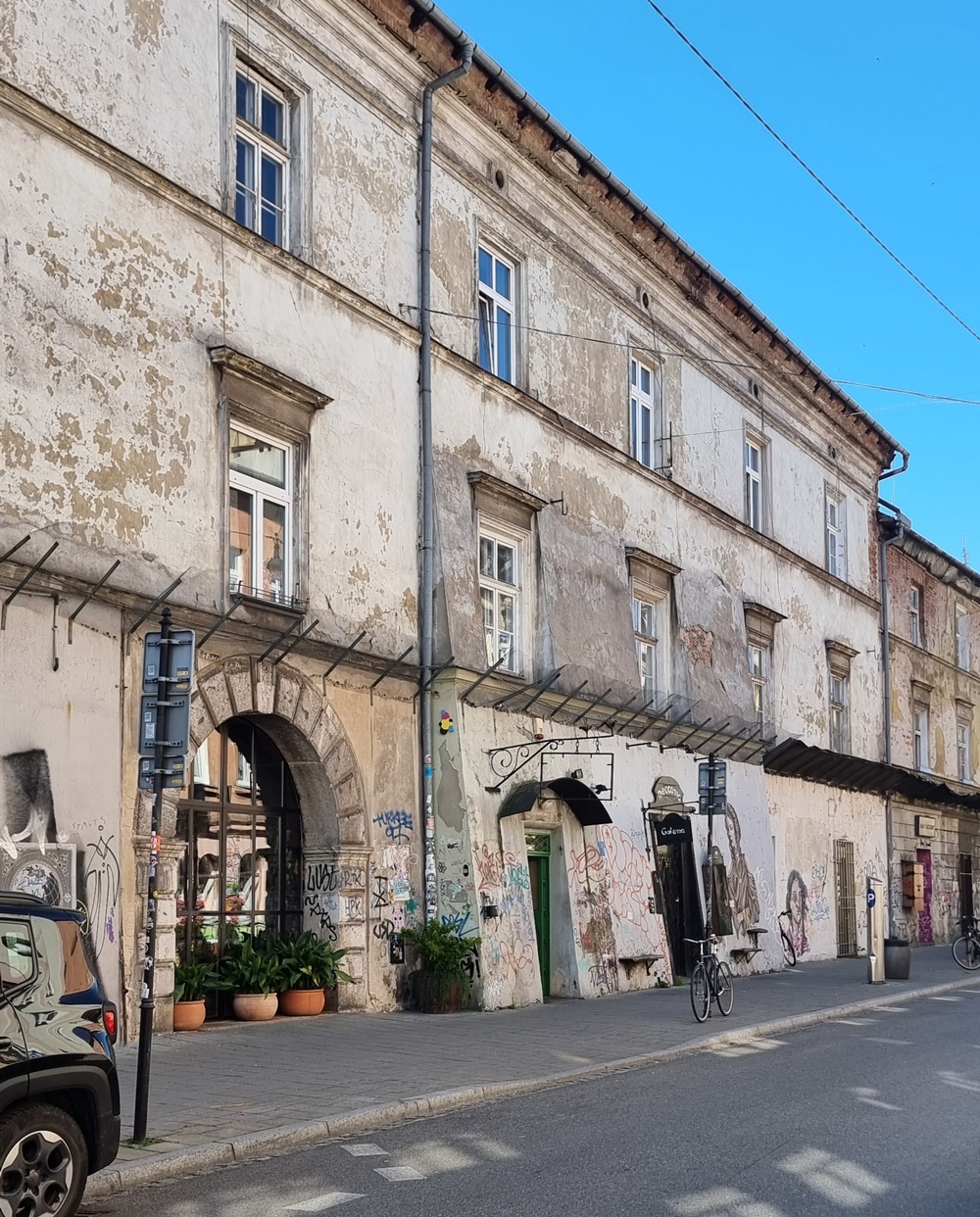 Miksi palaamme aina Krakovaan?