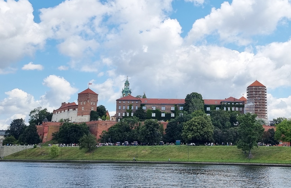 Miksi palaamme aina Krakovaan?