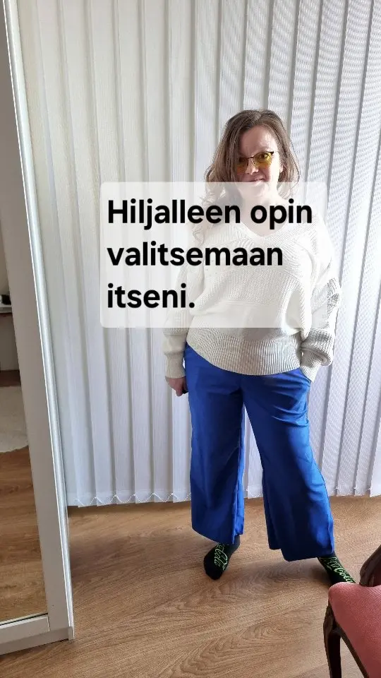 Hiljalleen opin valitsemaan itseni.

Tallenna lempeäksi muistutukseksi 🤍

#villananna #lempeäelämä #omanlainen #hyvinvointia50plus #pienetvalinnat