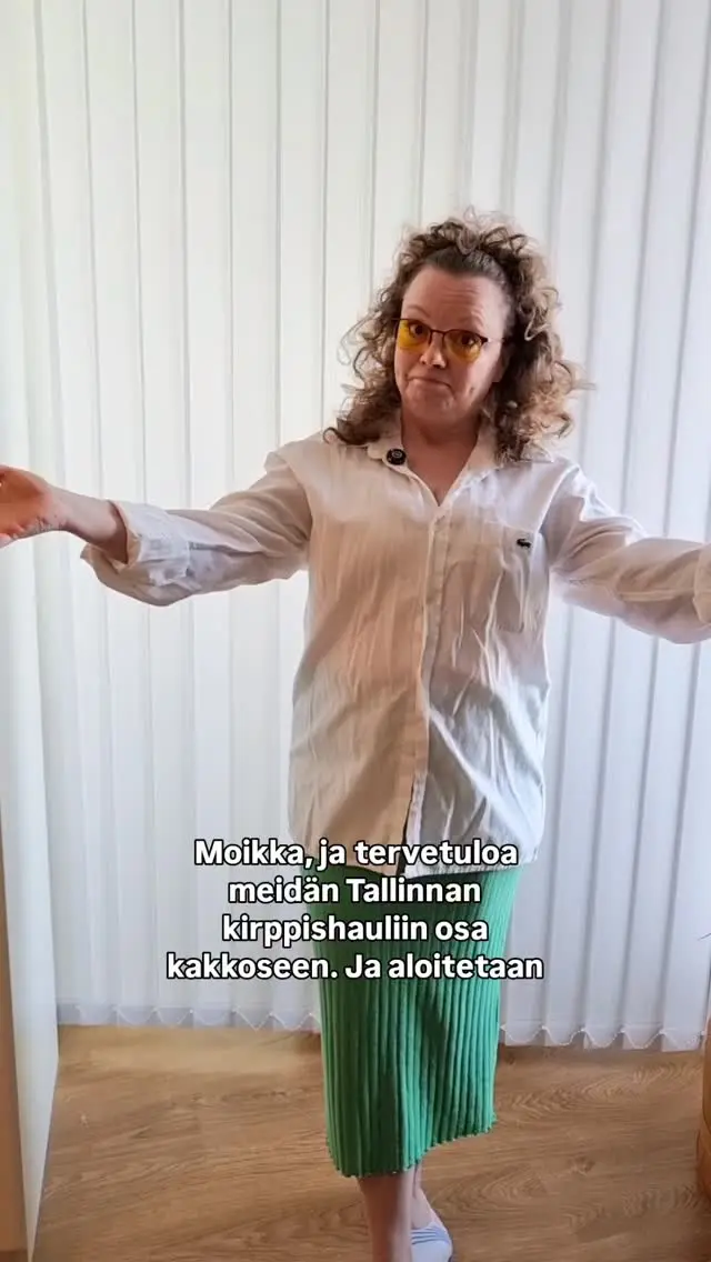Tervetuloa Paavli Kirpukas hauliin.

Olin muutama viikko sitten Tallinnassa kirppiskierroksella ja kävin parissa paikassa tekemässä löytöjä. Eka osa löytyy alempaa. 

Tämä video on omistettu pelkästään Paavli Kaltsukas löydöille.

Mikä oli sun lemppari ja minkä haluat, että stailaan?

#paavlikaltsukas #tallinnankirpparit #kirppishaul #kirppislöydöt #villananna