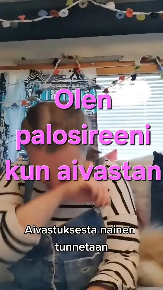 Tämä video ei vanhene koskaan!

Mulla on niin persoonallinen aivastus, että monet ovat yrittäneet nauhoittaa sitä. Minä sitten itse onnistuin siinä.

Onko sinulla jokin hassu ääni, joka tulee luonnollisesti?

#aivastus #ääni #huumori #villanannaaivastus #reels